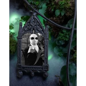 The Invisible Man Classic Horror Movie Monsters Necklace Halloween Jewelry
